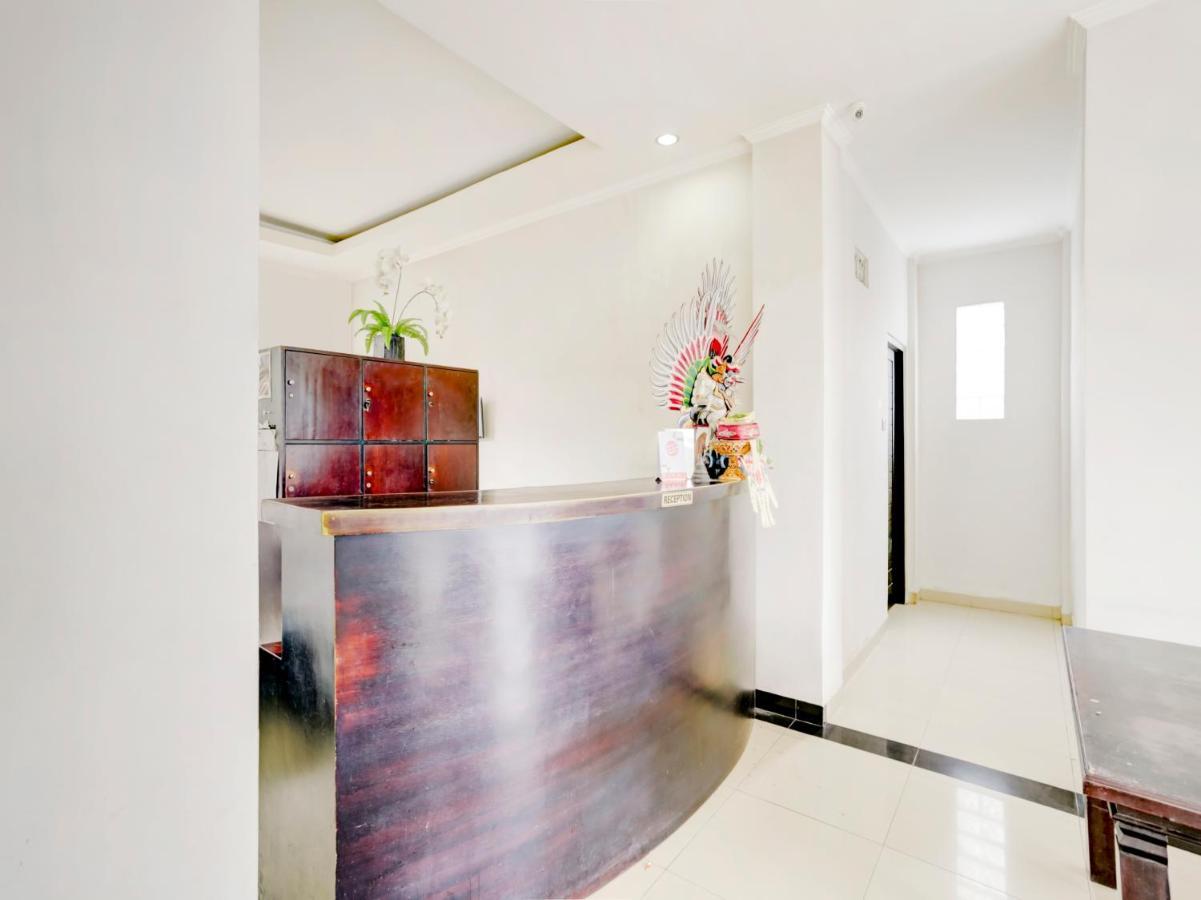 OYO 3156 Hotel Warta Dua Denpasa Buitenkant foto